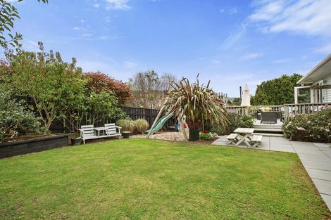Photo of property in 68 Redwood Avenue, Tawa, Wellington, 5028