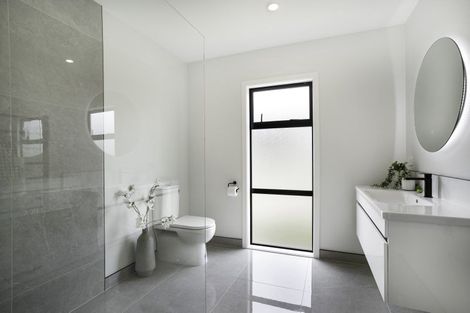 Photo of property in 8 Miles Lane, Carterton, 5713