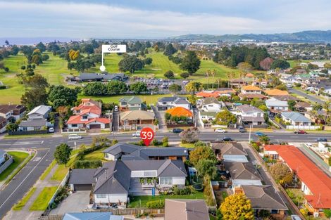 Photo of property in 39 Golf Road, Mount Maunganui, 3116