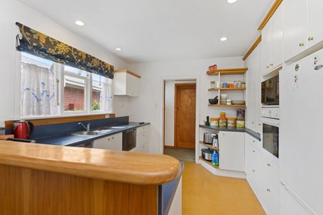 Photo of property in 11 Verran Place, Fendalton, Christchurch, 8052