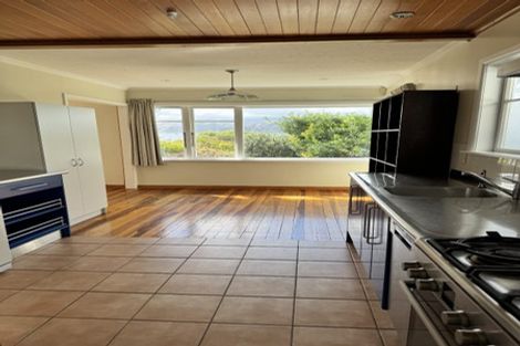 Photo of property in 190 Breaker Bay Road, Breaker Bay, Wellington, 6022
