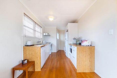 Photo of property in 76 Harrington Road, Henderson, Auckland, 0610