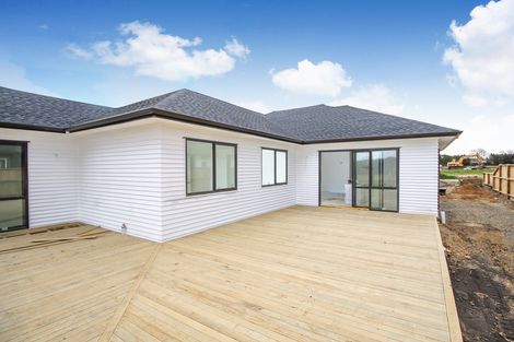 Photo of property in 25 Jelas Drive, Riverhead, 0820