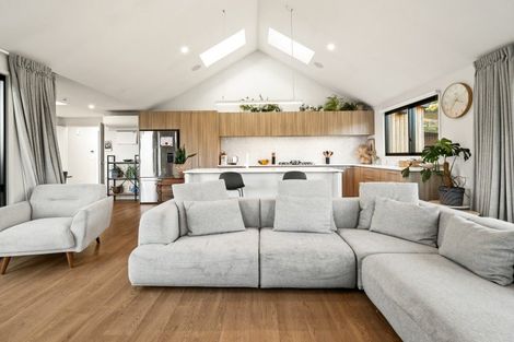 Photo of property in 5 Goddard Way, Sawyers Bay, Port Chalmers, 9023