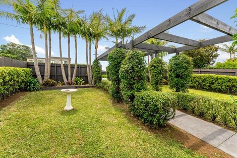 Photo of property in 1/28 Bleakhouse Road, Howick, Auckland, 2014