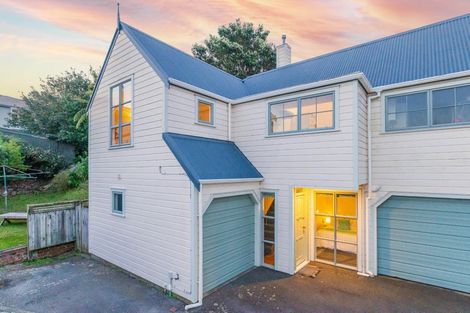 Photo of property in 50d Tanera Crescent, Brooklyn, Wellington, 6021