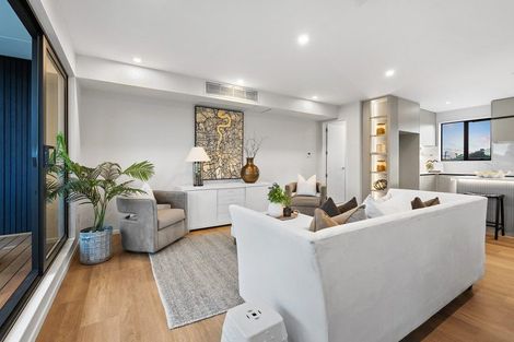 Photo of property in 13b Dominion Street, Takapuna, Auckland, 0622