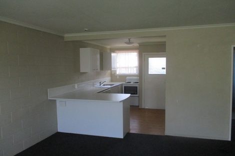 Photo of property in 83 Chelwood Street, Takaro, Palmerston North, 4412