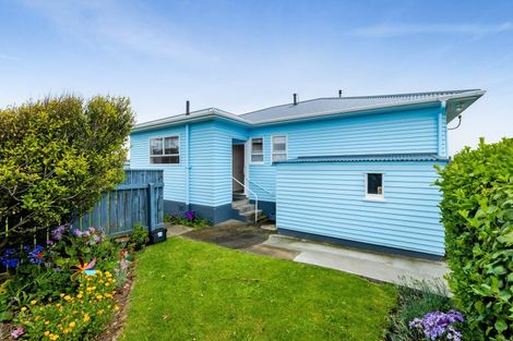 Photo of property in 47 Domett Street, Opunake, 4616