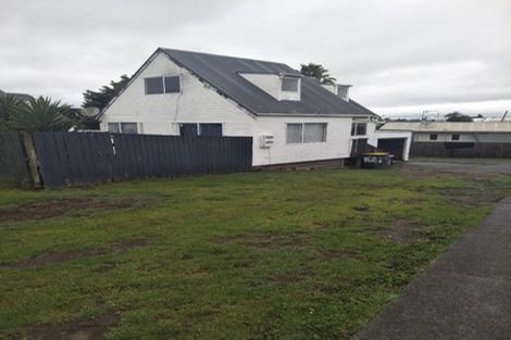 Photo of property in 1/24 Solveig Place, Randwick Park, Auckland, 2105