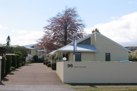 Photo of property in 7/96 Lake Terrace, Taupo, 3330