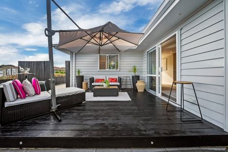 Photo of property in 28a Torkar Road, Clarks Beach, 2122