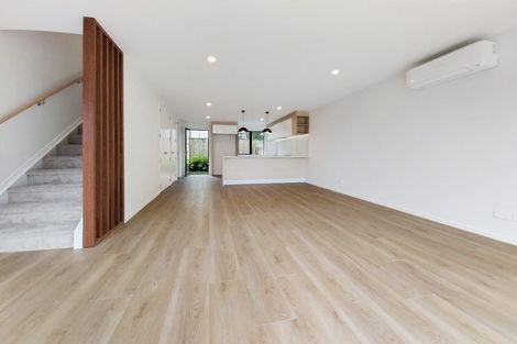 Photo of property in 29b Dawnhaven Drive, Te Atatu Peninsula, Auckland, 0610