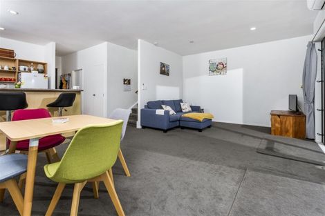 Photo of property in 5/11 The Avenue, Albany, Auckland, 0632