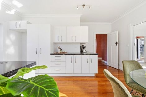 Photo of property in 21 Godwin Crescent, College Estate, Whanganui, 4500