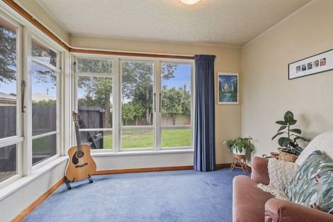 Photo of property in 5 Dana Place, Mairehau, Christchurch, 8013