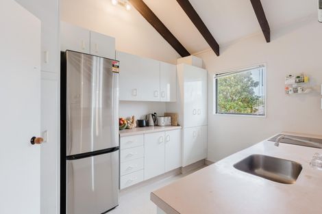 Photo of property in 70 Sunnyhills Avenue, Glenview, Hamilton, 3206