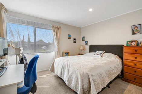 Photo of property in 3 Sandpiper Grove, Unsworth Heights, Auckland, 0632