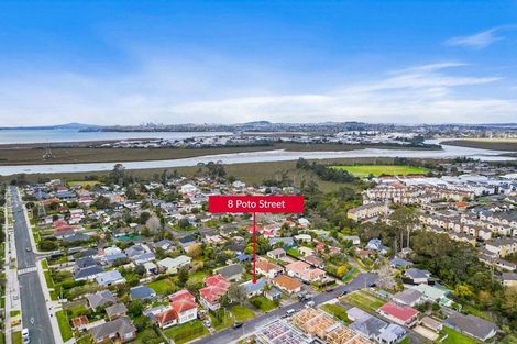 Photo of property in 8 Poto Street, Te Atatu South, Auckland, 0610