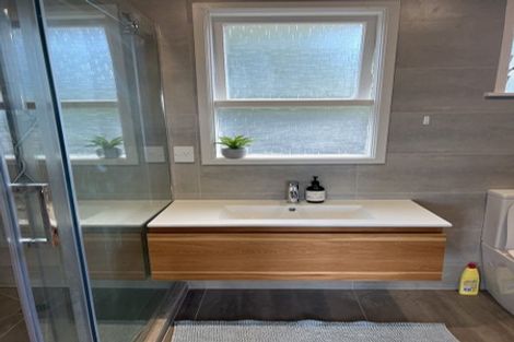 Photo of property in 50a Weldene Avenue, Glenfield, Auckland, 0629