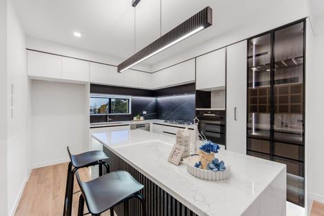 Photo of property in 37b Hastings Road, Mairangi Bay, Auckland, 0630