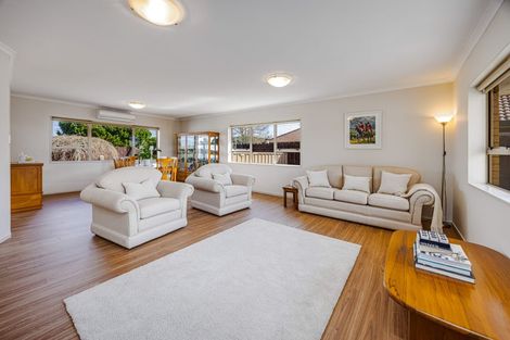 Photo of property in 58 Rushgreen Avenue, Pahurehure, Papakura, 2113