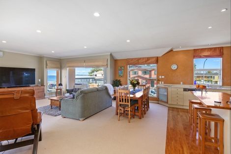 Photo of property in 4 Noel Avenue, Orewa, 0931
