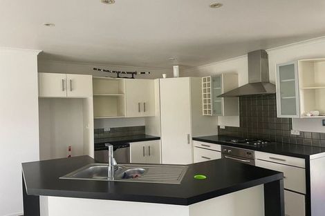 Photo of property in 2 Trillick Place, Tuakau, 2121