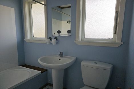 Photo of property in 9 Bell Street, Tawa, Wellington, 5028