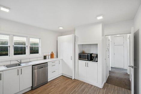 Photo of property in 2 Rustic Lane, Spreydon, Christchurch, 8024