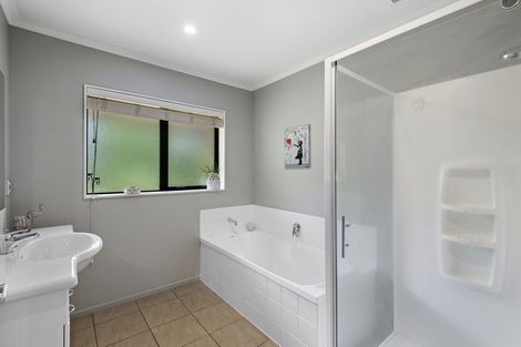 Photo of property in 1 Manor Drive, Rolleston, 7614