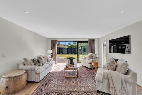 Photo of property in 16 Eleanor Lane, Casebrook, Christchurch, 8051