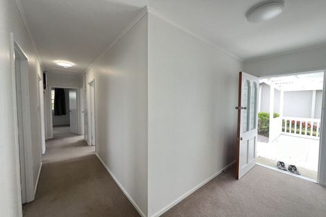 Photo of property in 100 Udys Road, Pakuranga, Auckland, 2010