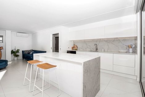 Photo of property in 88 Marine Parade, Mount Maunganui, 3116