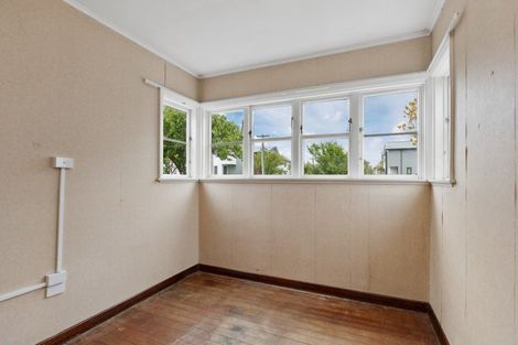 Photo of property in 9 Bray Street, Woolston, Christchurch, 8062