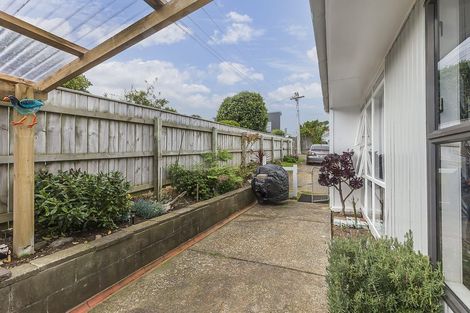 Photo of property in 22f3 Park Avenue, Titahi Bay, Porirua, 5022
