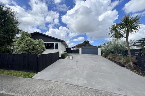 Photo of property in 18 Purcell Place, Melville, Hamilton, 3206