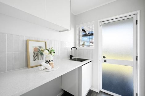 Photo of property in 15 Reeves Close, Fairview Downs, Hamilton, 3214