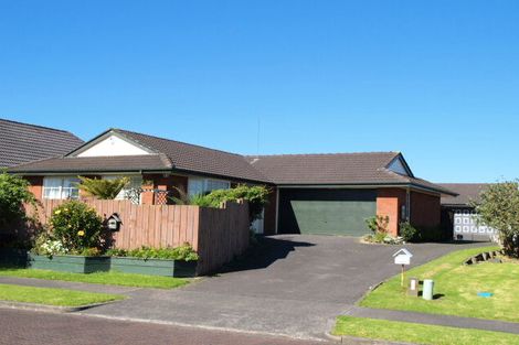 Photo of property in 1/27 Crescent Hills Court, Northpark, Auckland, 2013