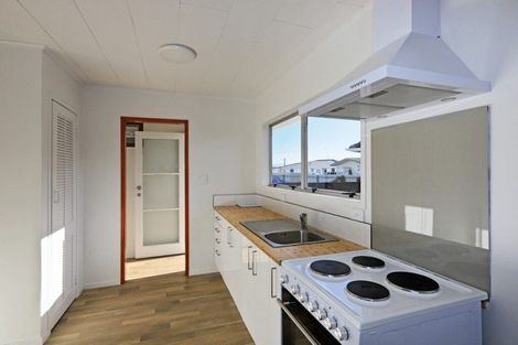 Photo of property in 1025b&c Bledisloe Street, Raureka, Hastings, 4120