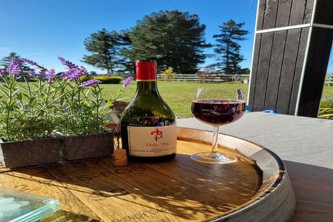 Photo of property in 6 Westmere Drive, Tasman, Upper Moutere, 7173