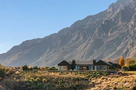 Photo of property in 10 Bluff View Terrace, Drift Bay, Queenstown, 9371
