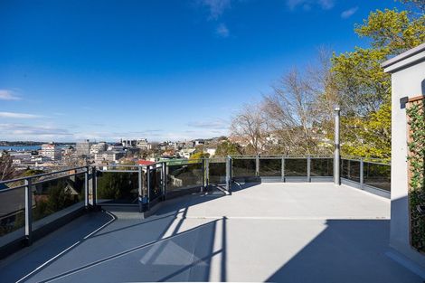 Photo of property in 4 Heriot Row, Dunedin Central, Dunedin, 9016