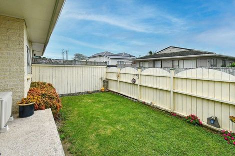 Photo of property in 3/50 Kenderdine Road, Papatoetoe, Auckland, 2025