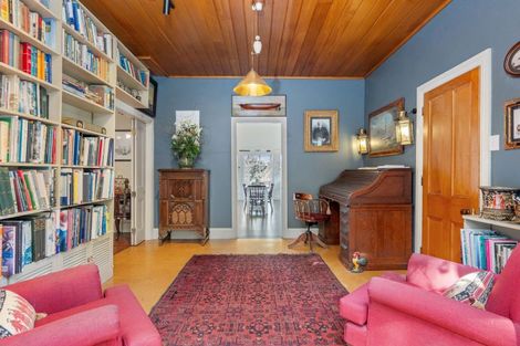 Photo of property in 1 Main Road, Governors Bay, Lyttelton, 8971