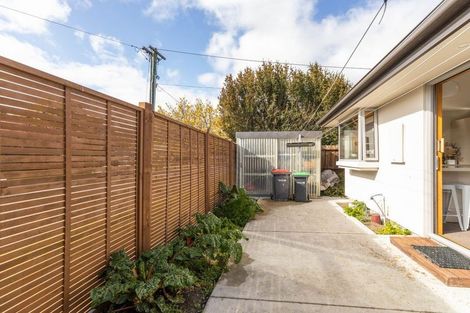Photo of property in 76 Palatine Terrace, Saint Martins, Christchurch, 8022