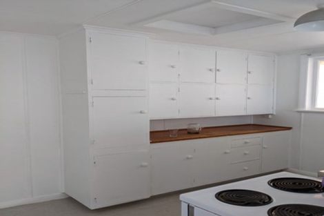 Photo of property in 9 Temuera Street, Otaki, 5512