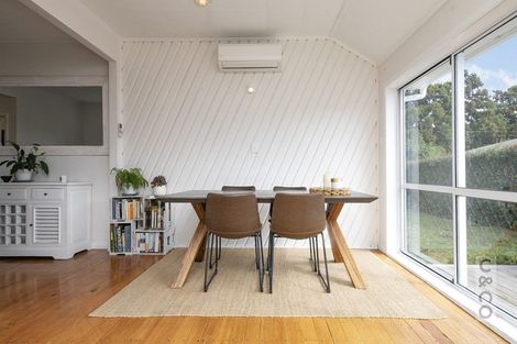 Photo of property in 49 Cambridge Road, Riverhead, 0820