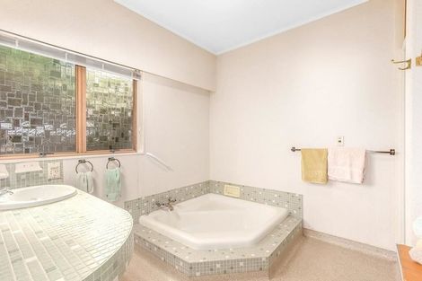 Photo of property in 53 Kohekohe Road, Waikanae, 5036