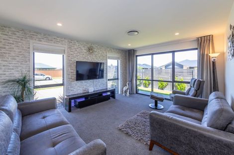 Photo of property in 23 Nicolau Avenue, Rolleston, 7615